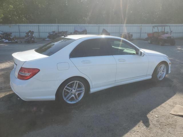  MERCEDES-BENZ C-CLASS 2013 Белы