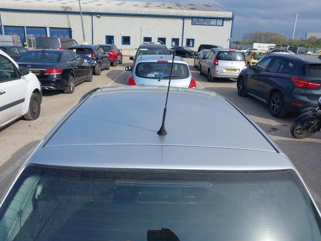 2001 VOLKSWAGEN GOLF GTI T