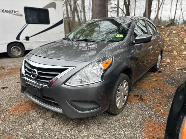 Sedans NISSAN VERSA 2016 Szary