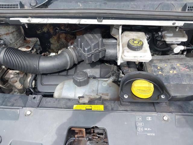 2015 RENAULT TRAFIC SL2