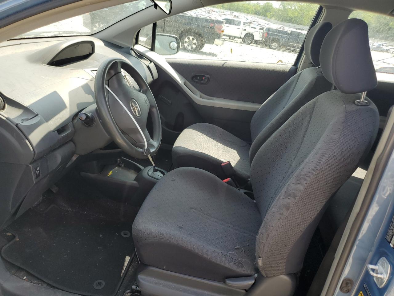 2009 Toyota Yaris VIN: JTDJT903095276611 Lot: 54193325