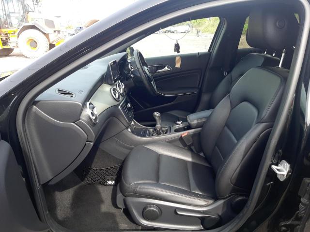 2015 MERCEDES-BENZ GLA200 SE EXECUTIVE CDI 