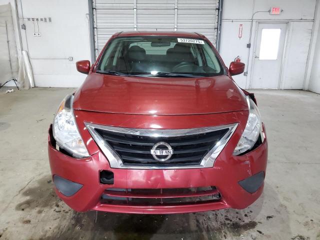  NISSAN VERSA 2019 Красный