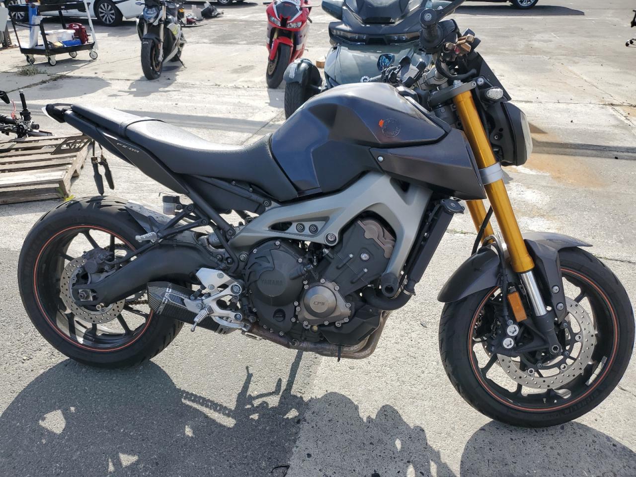 2014 Yamaha Fz09 C for Sale in Wilmington, CA - Vandalism