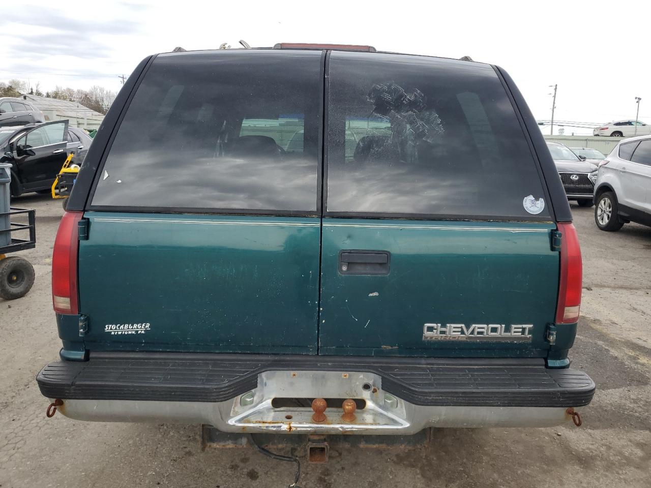 1996 Chevrolet Tahoe K1500 VIN: 1GNEK13R9TJ424167 Lot: 52649995