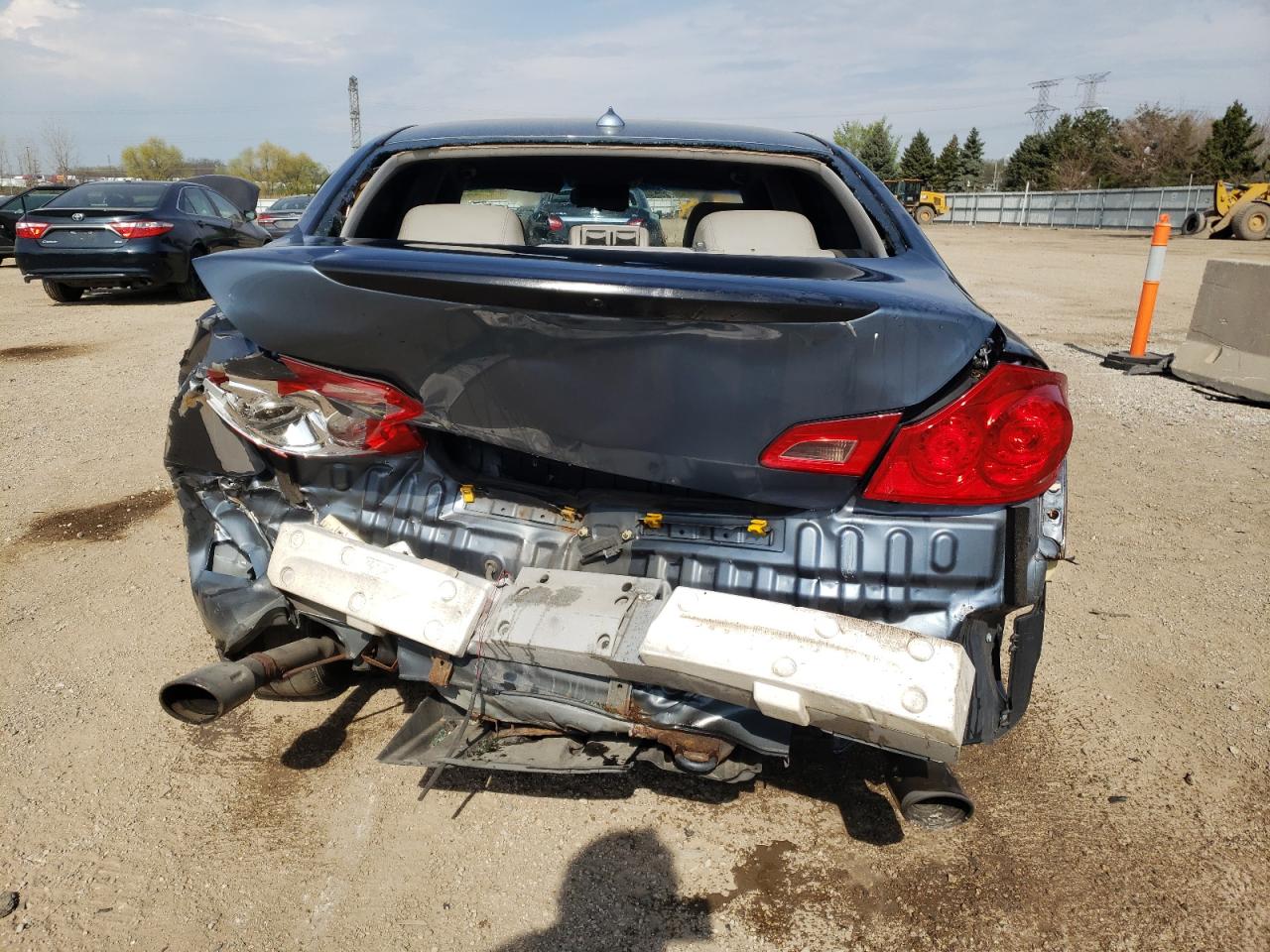 2009 Infiniti G37 VIN: JNKCV61FX9M358988 Lot: 53948405