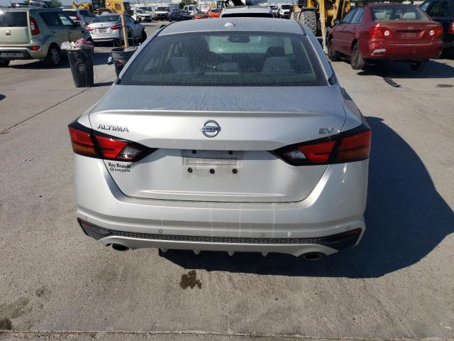  NISSAN ALTIMA 2019 Srebrny
