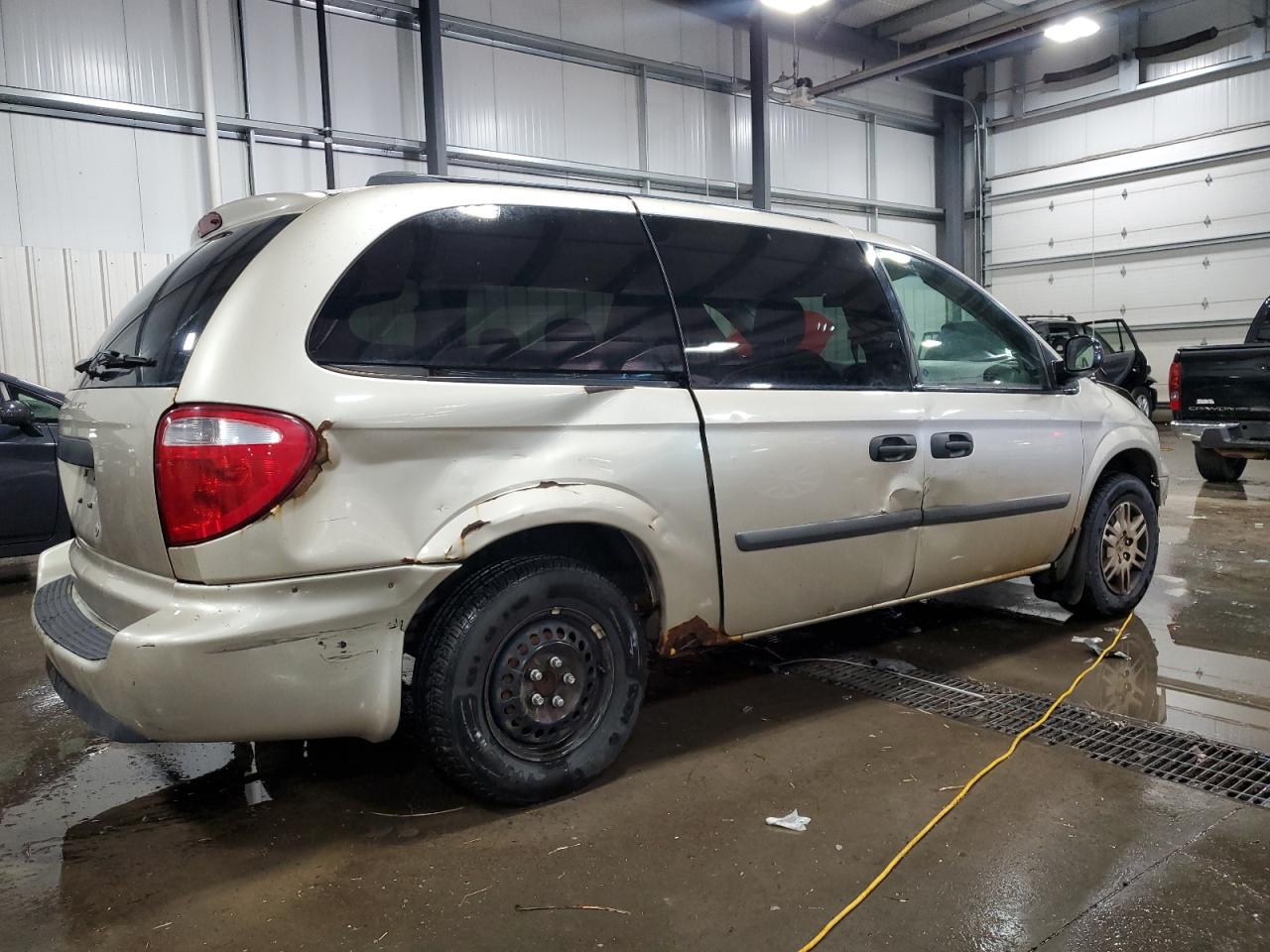 2005 Dodge Grand Caravan Se beige null gas 1D4GP24R35B290649 photo #4