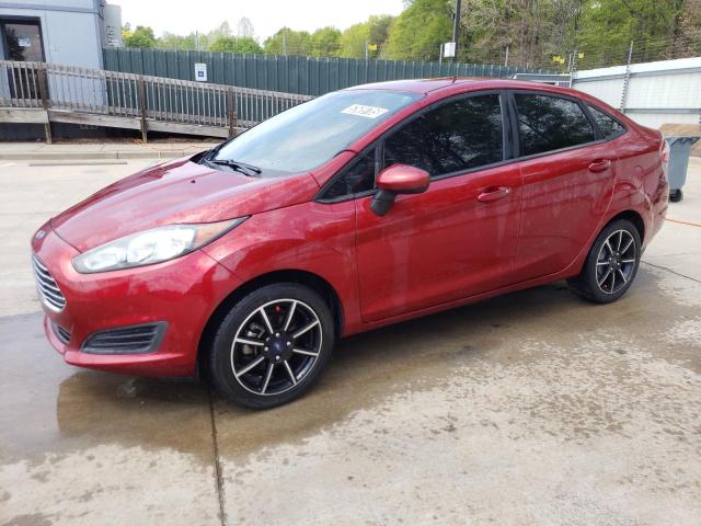 Sedans FORD FIESTA 2017 Red