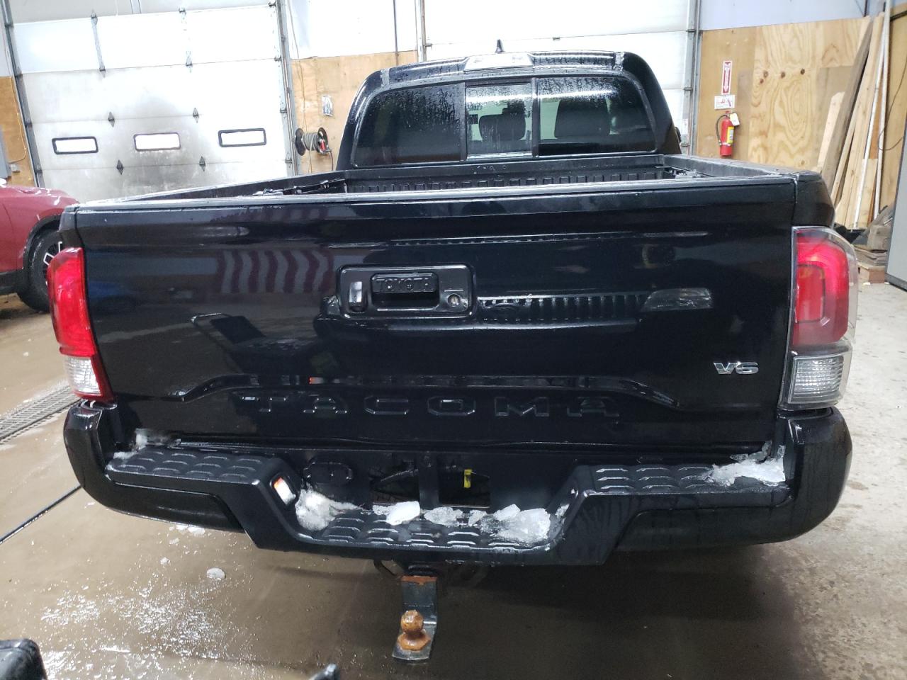 2016 Toyota Tacoma - Image 6