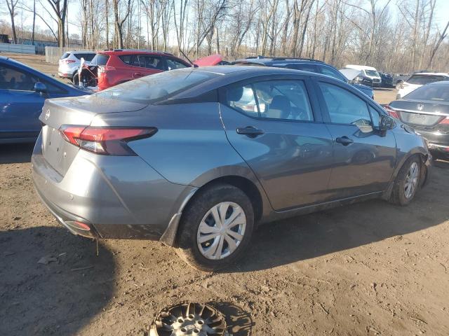  NISSAN VERSA 2024 Szary