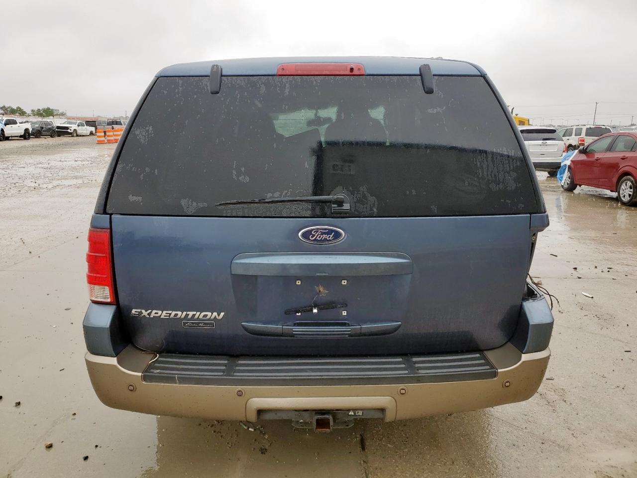 2004 Ford Expedition Eddie Bauer VIN: 1FMEU17W44LA33299 Lot: 51974555