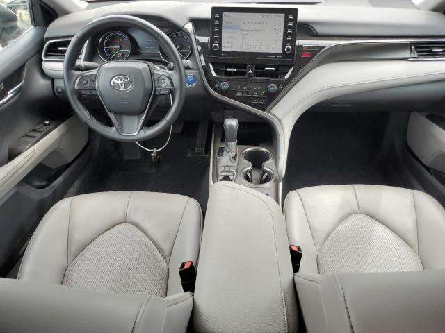  TOYOTA CAMRY 2022 Srebrny
