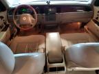 2003 Lincoln Town Car Cartier للبيع في Eldridge، IA - Top/Roof