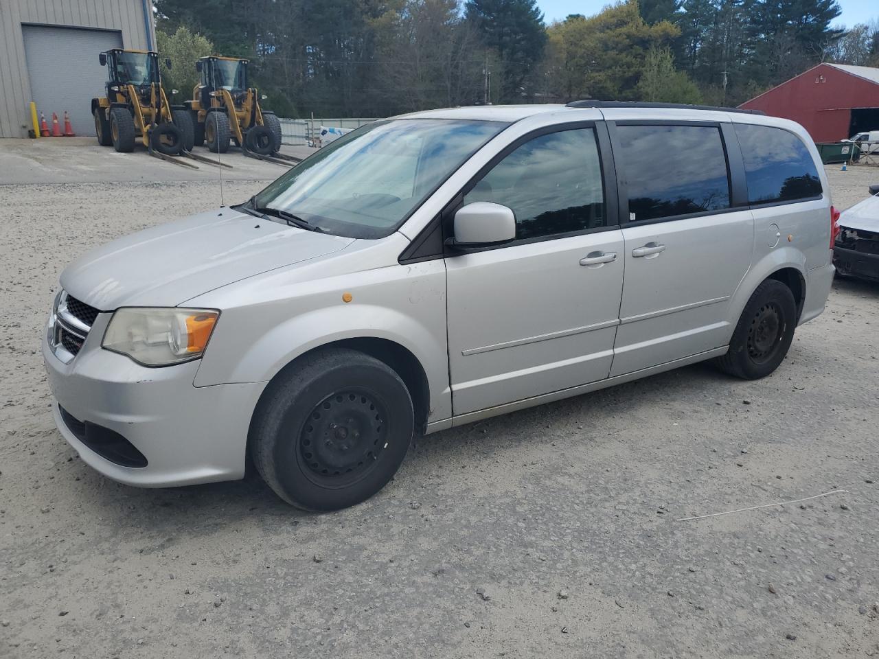 2012 Dodge Grand Caravan Sxt იყიდება Mendon-ში, MA - Normal Wear
