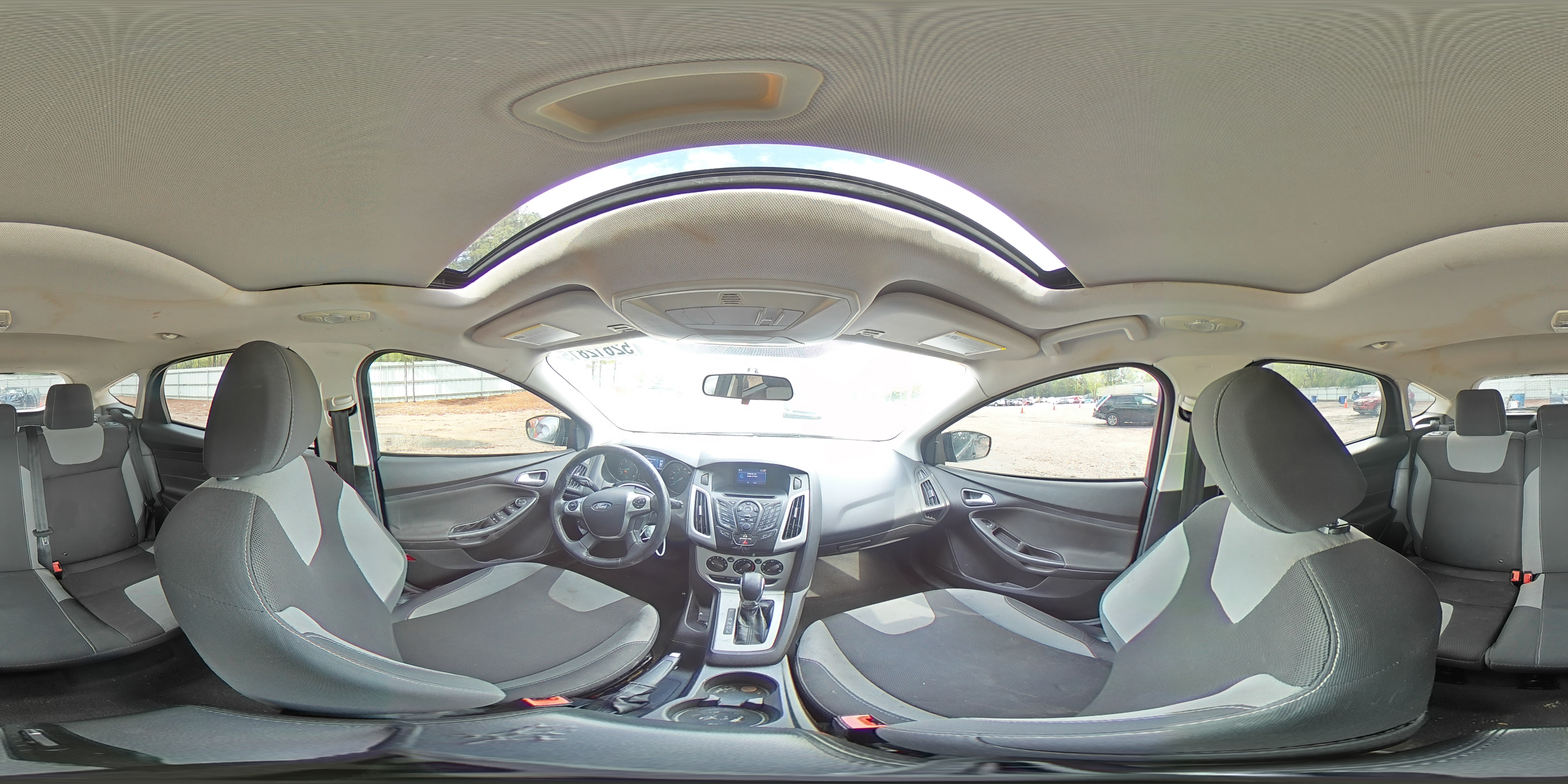 2014 Ford Focus Se VIN: 1FADP3K22EL338802 Lot: 66260115
