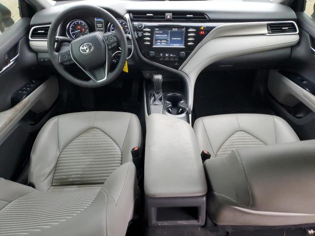  TOYOTA CAMRY 2018 Srebrny
