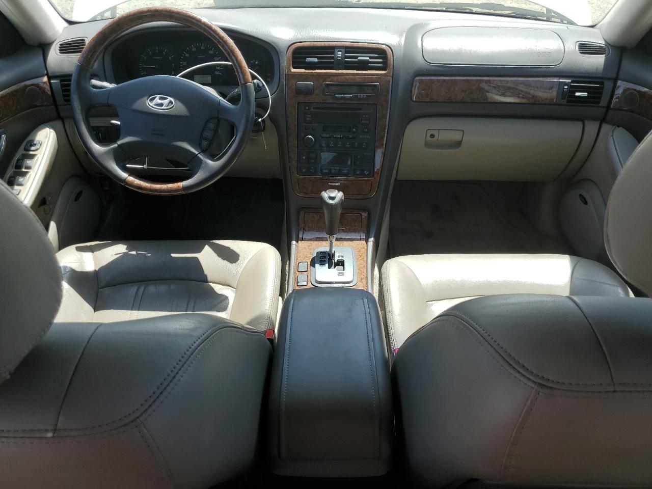 2005 Hyundai Xg 350 VIN: KMHFU45E85A425828 Lot: 54000595