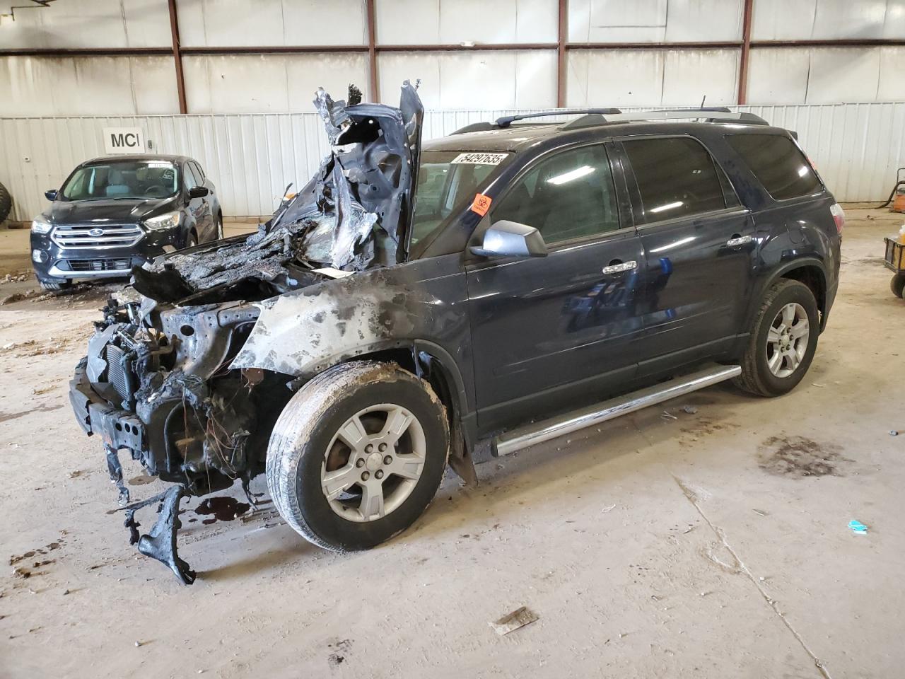 2012 Gmc Acadia Sle იყიდება Lansing-ში, MI - Burn - Engine