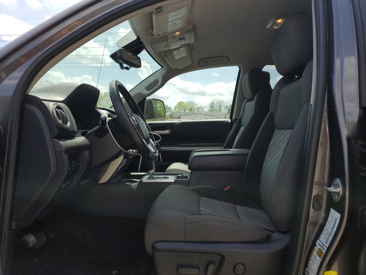 2018 Toyota Tundra Double Cab Sr VIN: 5TFUY5F10JX698934 Lot: 55299255