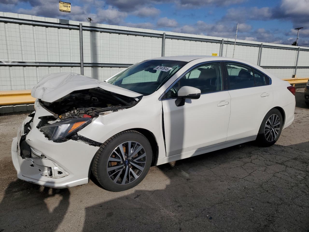 Dyer, IN에서 판매 중인 2019 Subaru Legacy 2.5I Premium - Front End