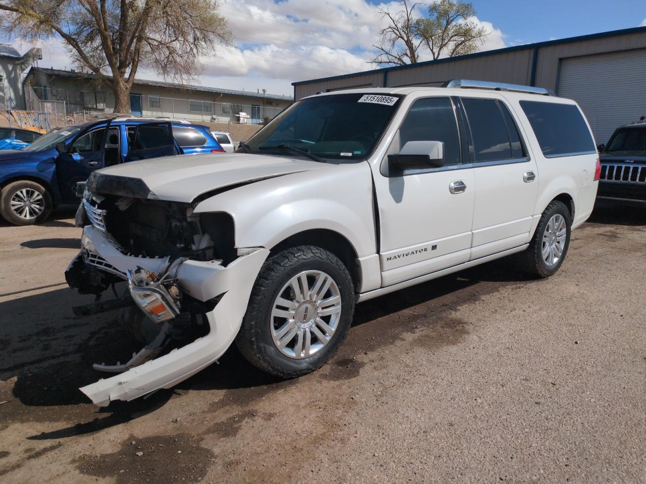 2014 Lincoln Navigator L for Sale in Albuquerque, NM - Front End