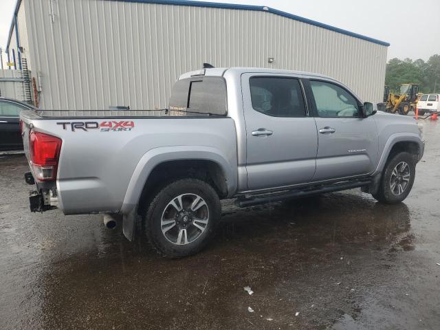  TOYOTA TACOMA 2017 Серебристый