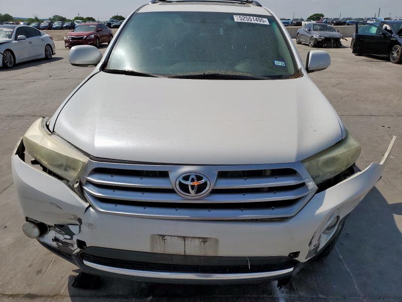  TOYOTA HIGHLANDER 2013 Білий