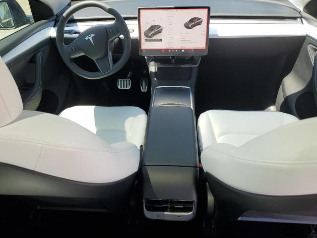  TESLA MODEL Y 2024 Серый