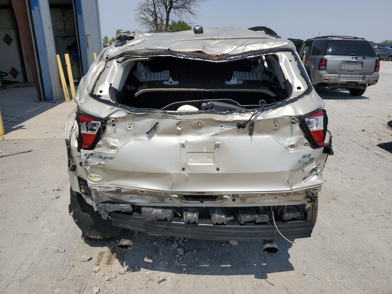 2018 Ford Escape Se VIN: 1FMCU9GD4JUD00385 Lot: 52605595