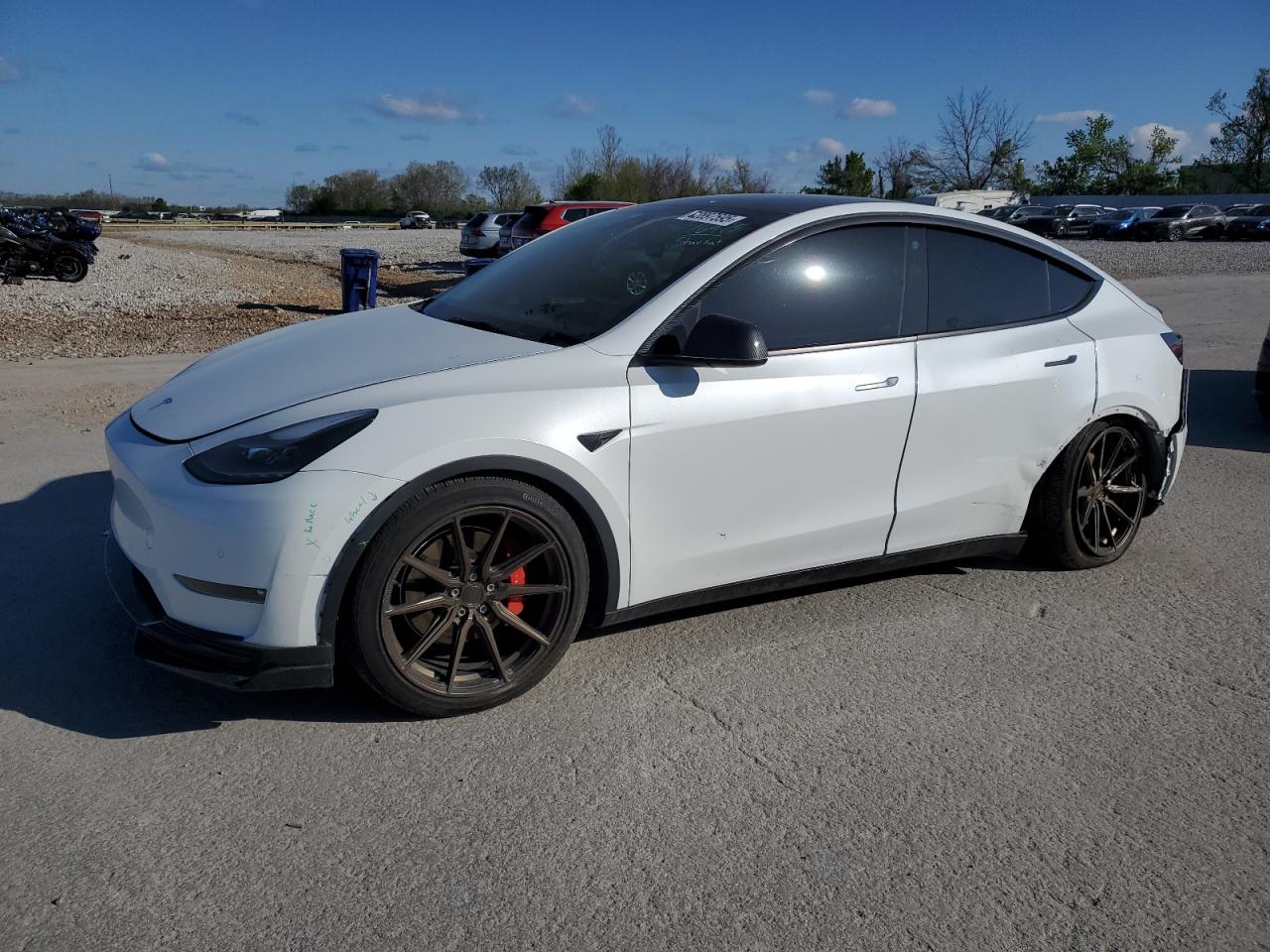 2021 Tesla Model Y de vânzare în Bridgeton, MO - Side