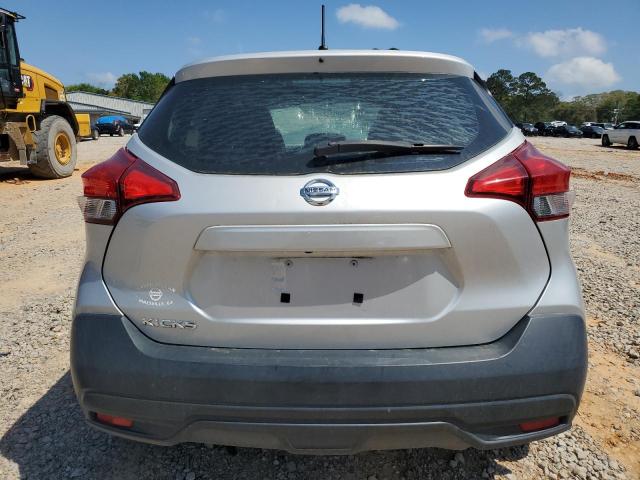  NISSAN KICKS 2018 Srebrny