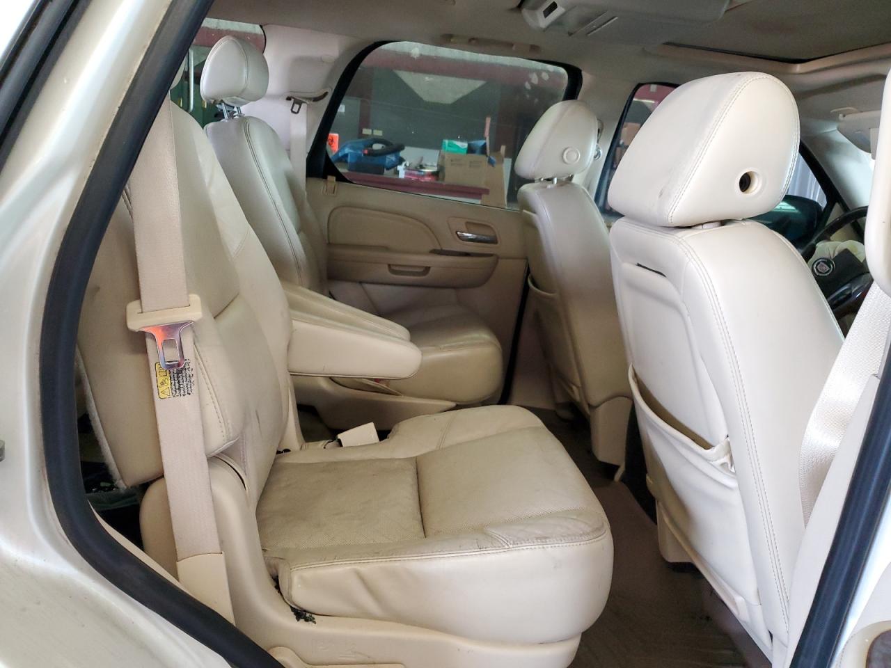 2007 Cadillac Escalade Luxury VIN: 1GYFK63837R139595 Lot: 54516945