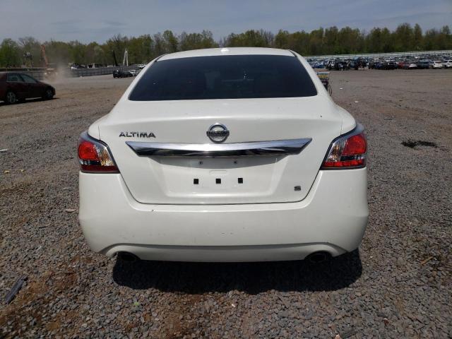 Sedans NISSAN ALTIMA 2015 White