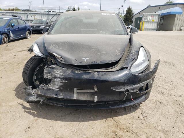  TESLA MODEL 3 2018 Черный