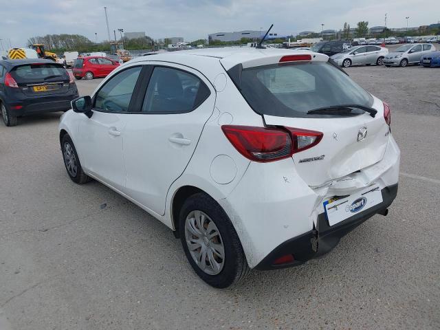 2017 MAZDA 2 SE