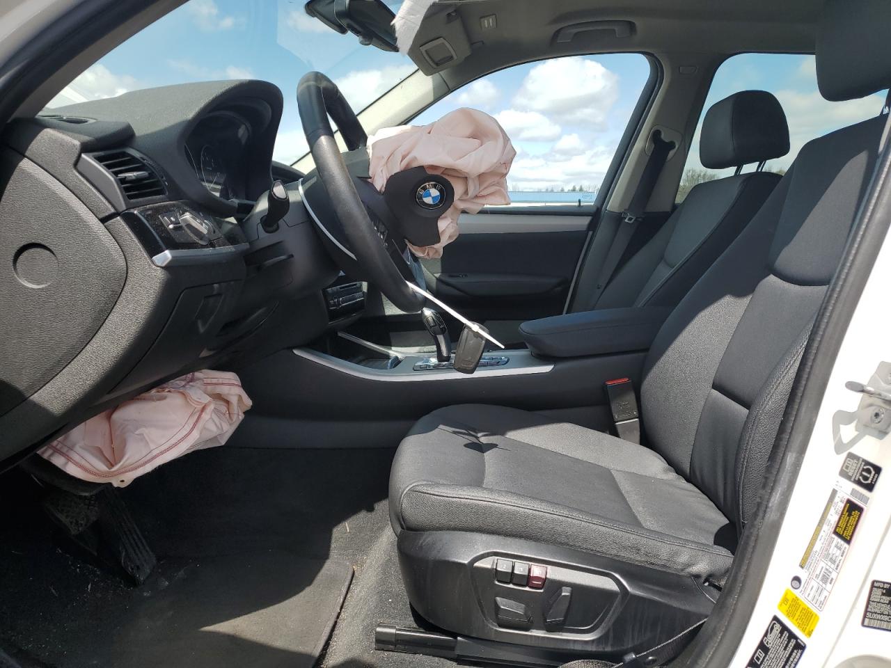 2015 BMW X3 xDrive28I VIN: 5UXWX9C56F0D51832 Lot: 52118845