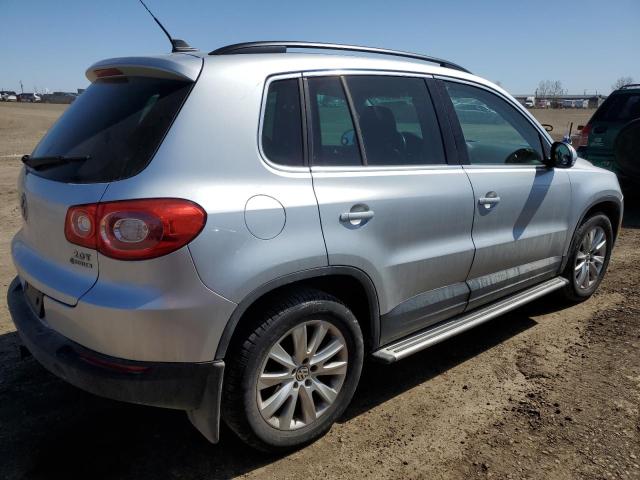 2010 VOLKSWAGEN TIGUAN SE