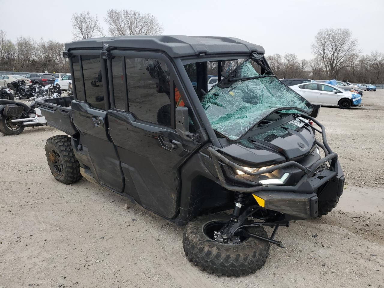 2025 Can-Am Defender Max Limited Cab Hd10 for Sale in Des Moines, IA - All Over