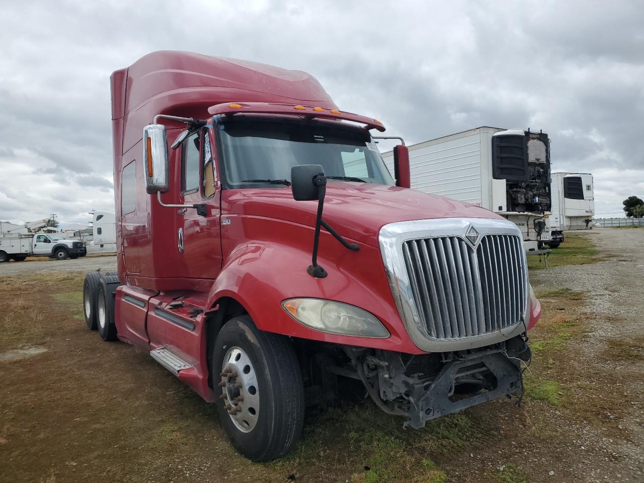 2012 International Prostar Semi Truck de vânzare în Fresno, CA - All Over