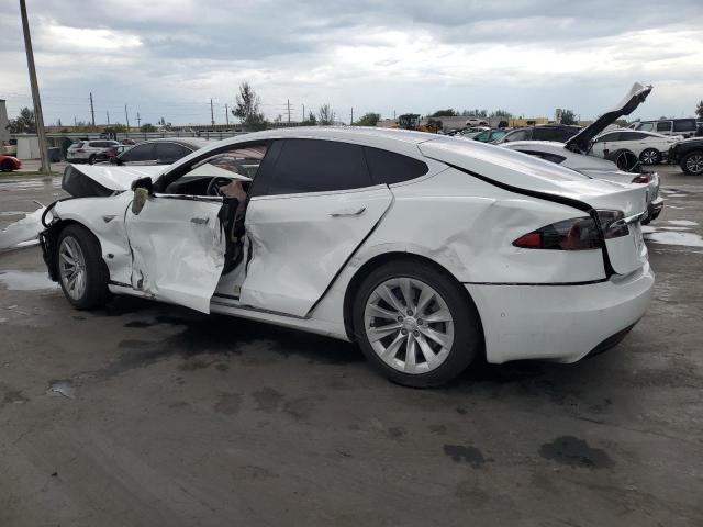  TESLA MODEL S 2016 Белы