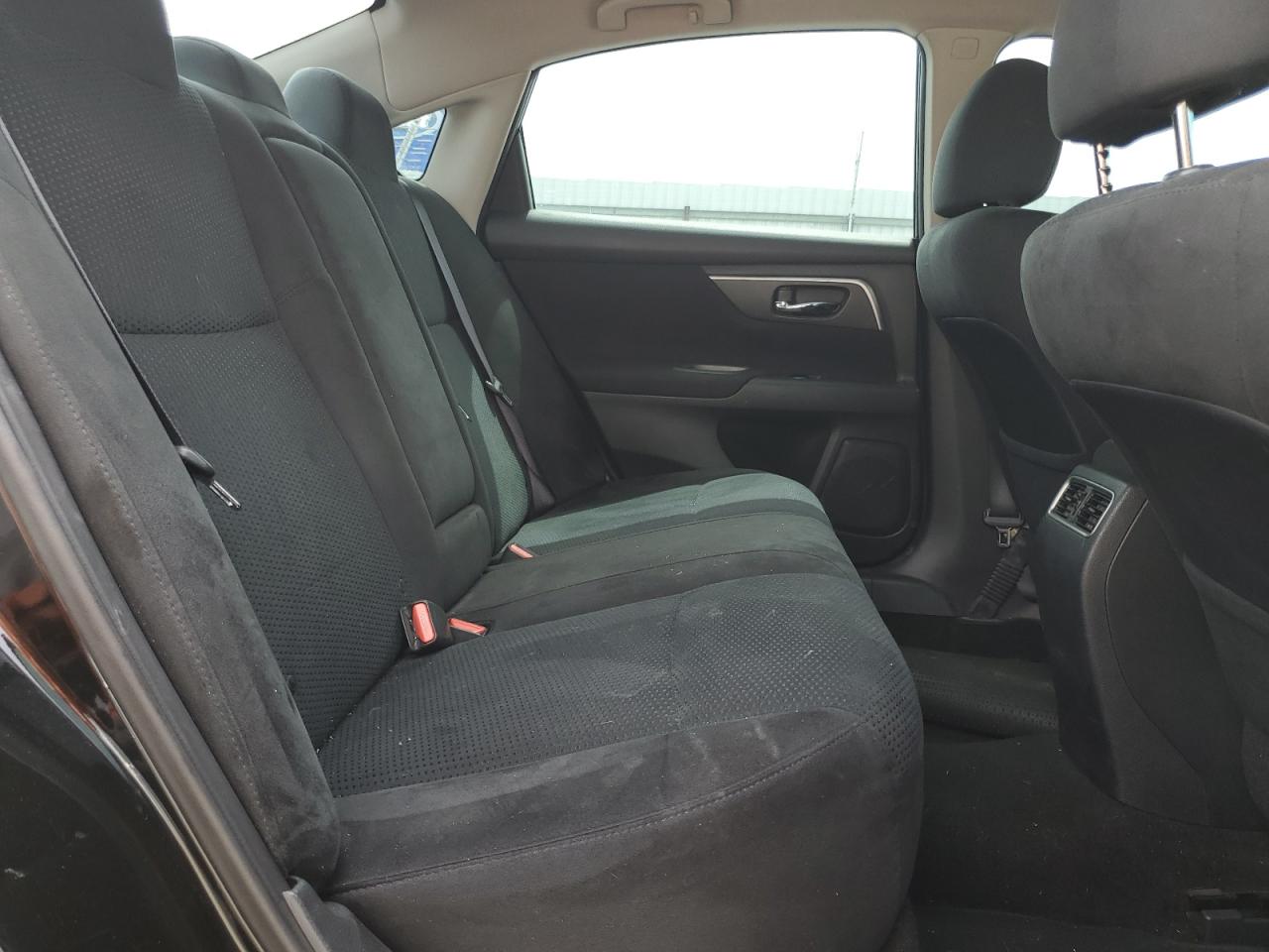2015 Nissan Altima 2.5 VIN: 1N4AL3AP9FC159640 Lot: 52828235