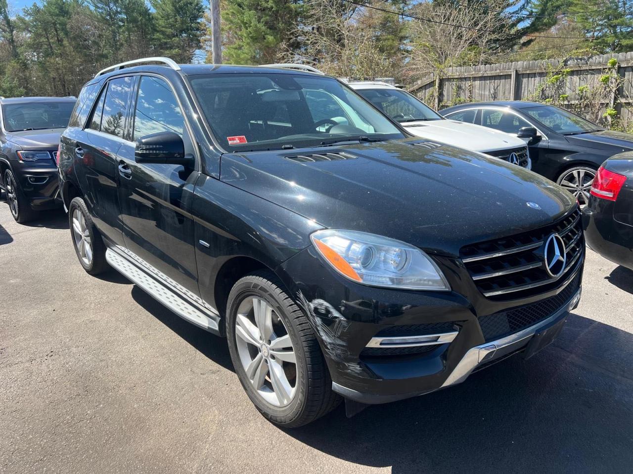 2012 Mercedes-Benz Ml 350 4Matic للبيع في Assonet، MA - Normal Wear