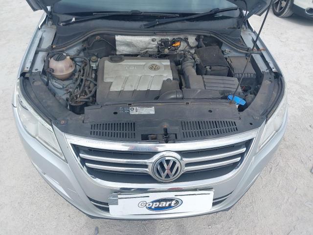 2009 VOLKSWAGEN TIGUAN SE