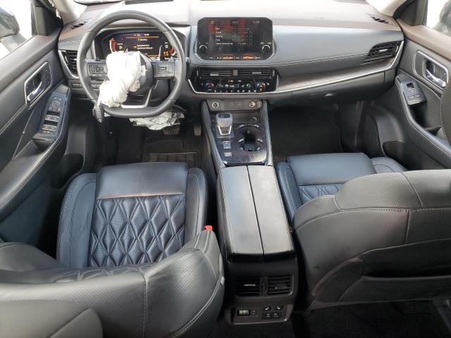  NISSAN ROGUE 2021 Srebrny