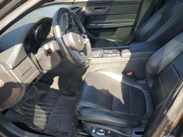 Sedans JAGUAR XF 2016 Szary