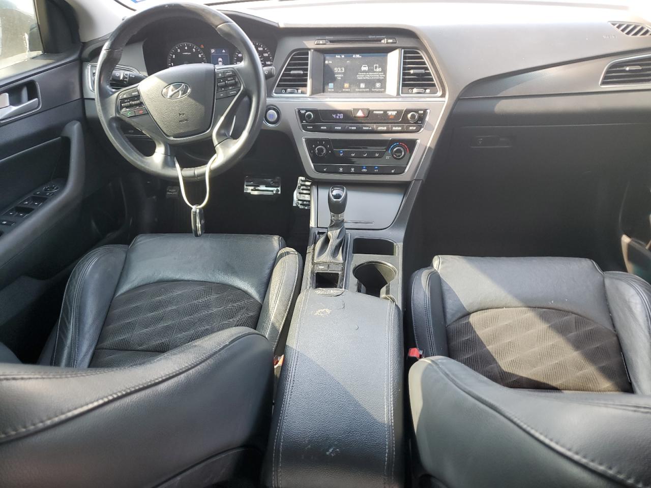 2017 Hyundai Sonata Sport VIN: 5NPE34AF8HH592334 Lot: 54523685