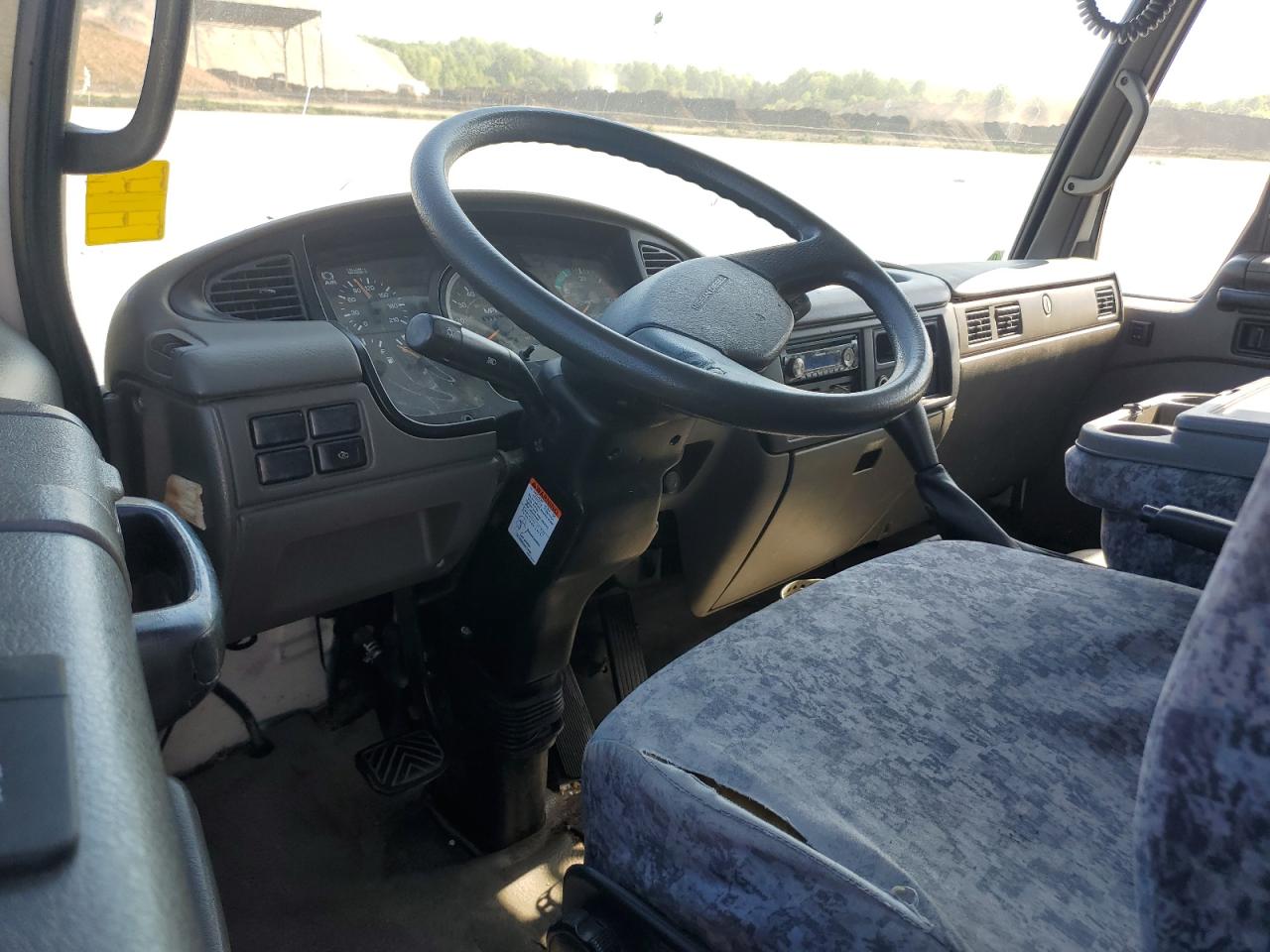2005 Nissan Diesel Ud2000 VIN: JNAMB80HX5AK50091 Lot: 51929895