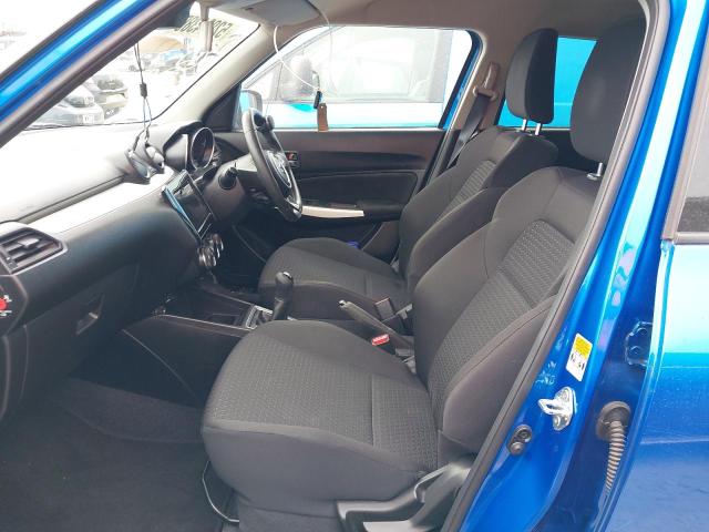 2018 SUZUKI SWIFT SZ5