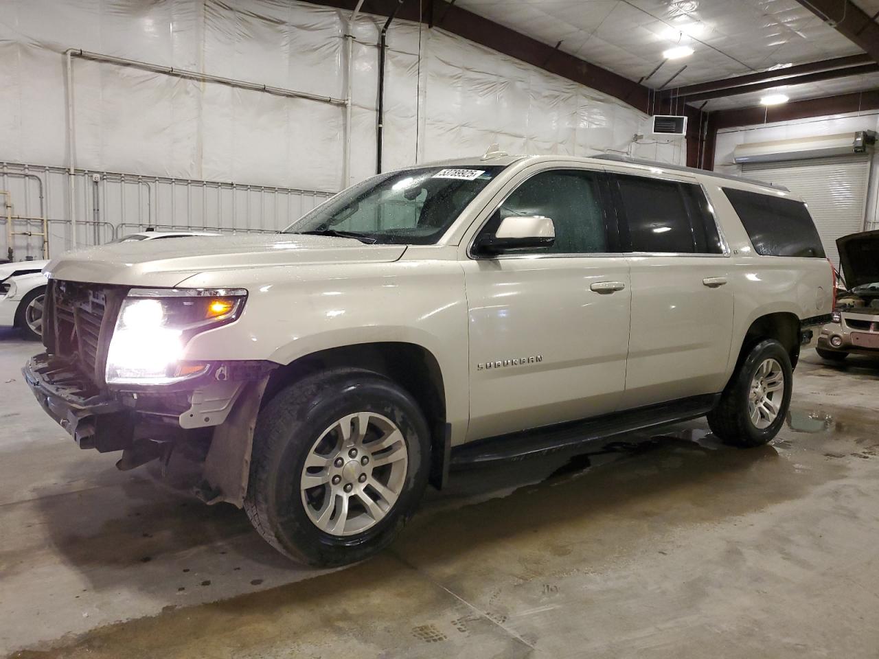 2017 Chevrolet Suburban K1500 Lt იყიდება Avon-ში, MN - Front End